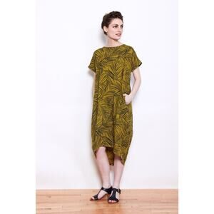 Black Crane Pleated Cocoon Dress in Leaf Print Sz M